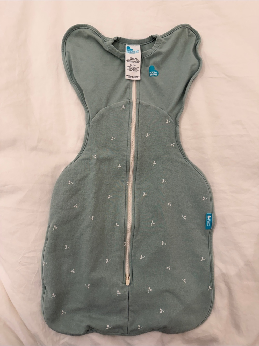 Love to Dream Sage Green Zip-Front Swaddle Sleep Sack SMALL 1.5 TOG